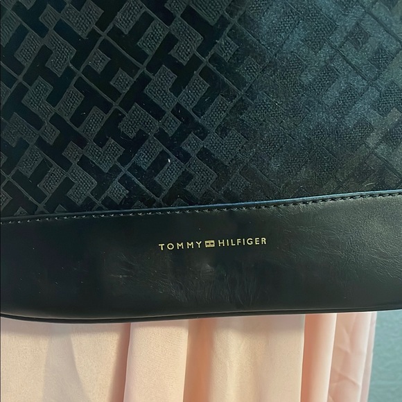 Tommy Hilfiger Black and Gold Bags - Picture 5 of 7